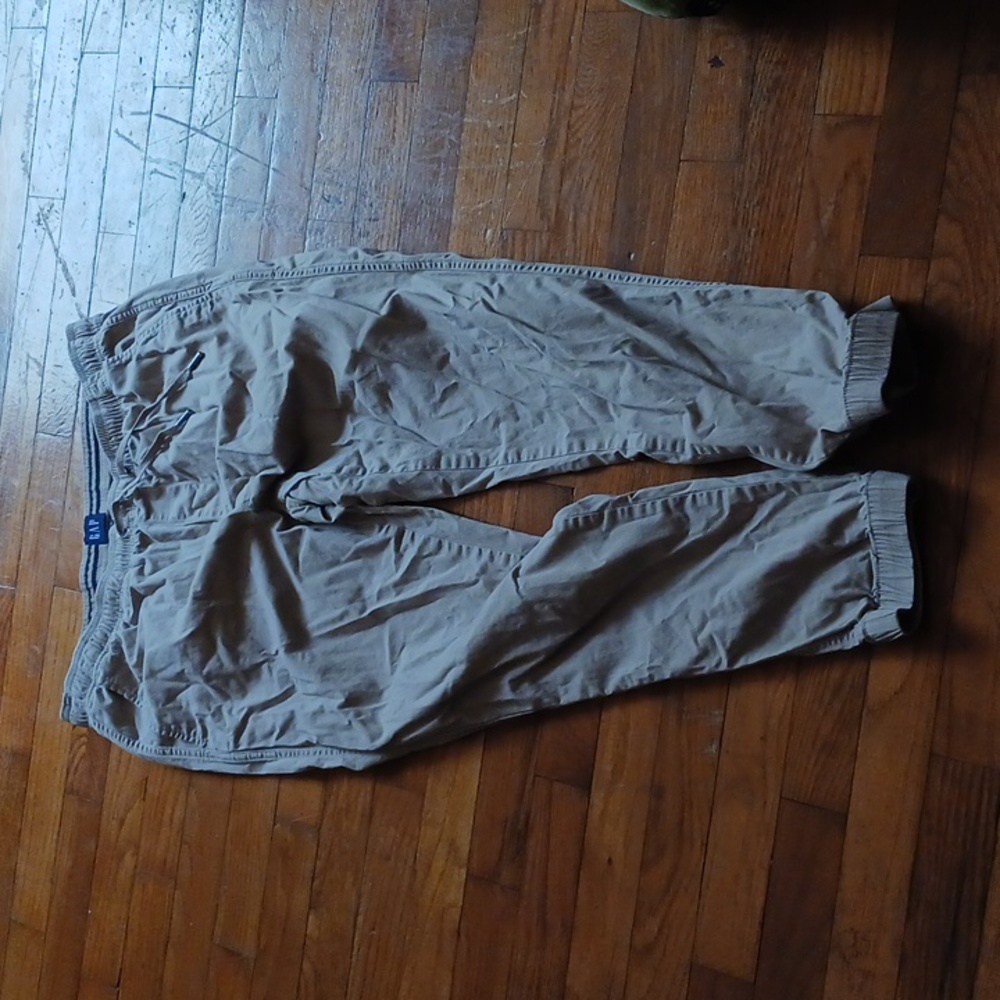 Gap khaki joggers